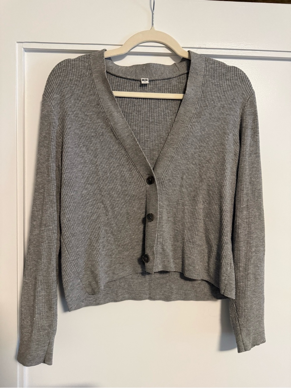 Uniqlo Light Gray Ribbed Cardigan/Pant Matching Set